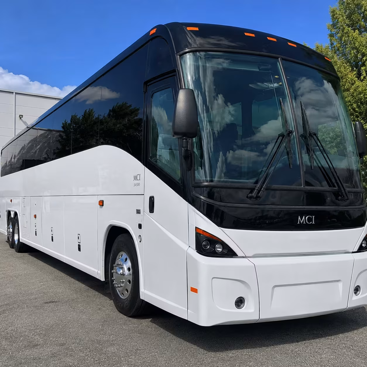 escondido employee shuttles along the i 15 and sr 78 corridors