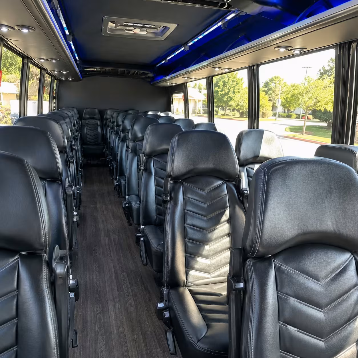 escondido minibus rentals to california center for the arts