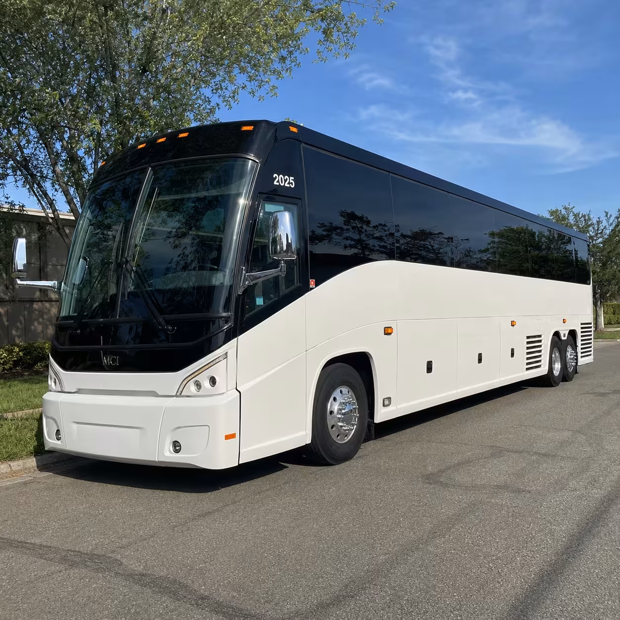 las vegas long distance bus rentals from escondido